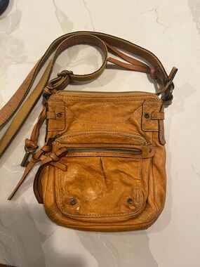 Fossil Tan Mustard Color Leather Crossbody Bag